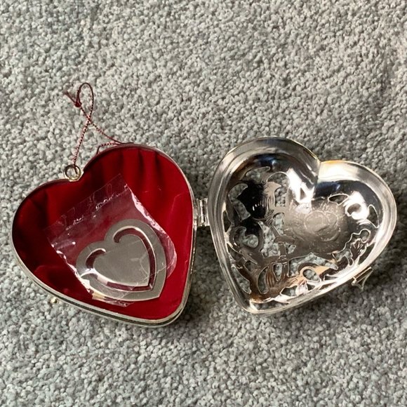 Lenox Kirk Stieff Collection Wedding Promises Friendship Heart Trinket Box - Picture 3 of 10